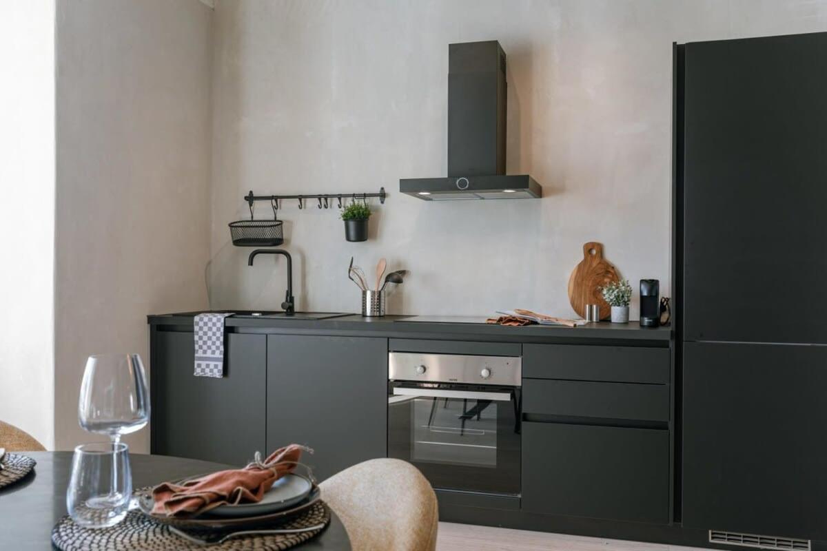 Huswell - Industrial Apartment With Terrace In 安特卫普 外观 照片